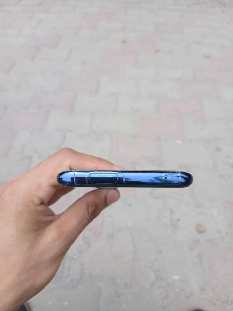 One Plus 7 Pro 3