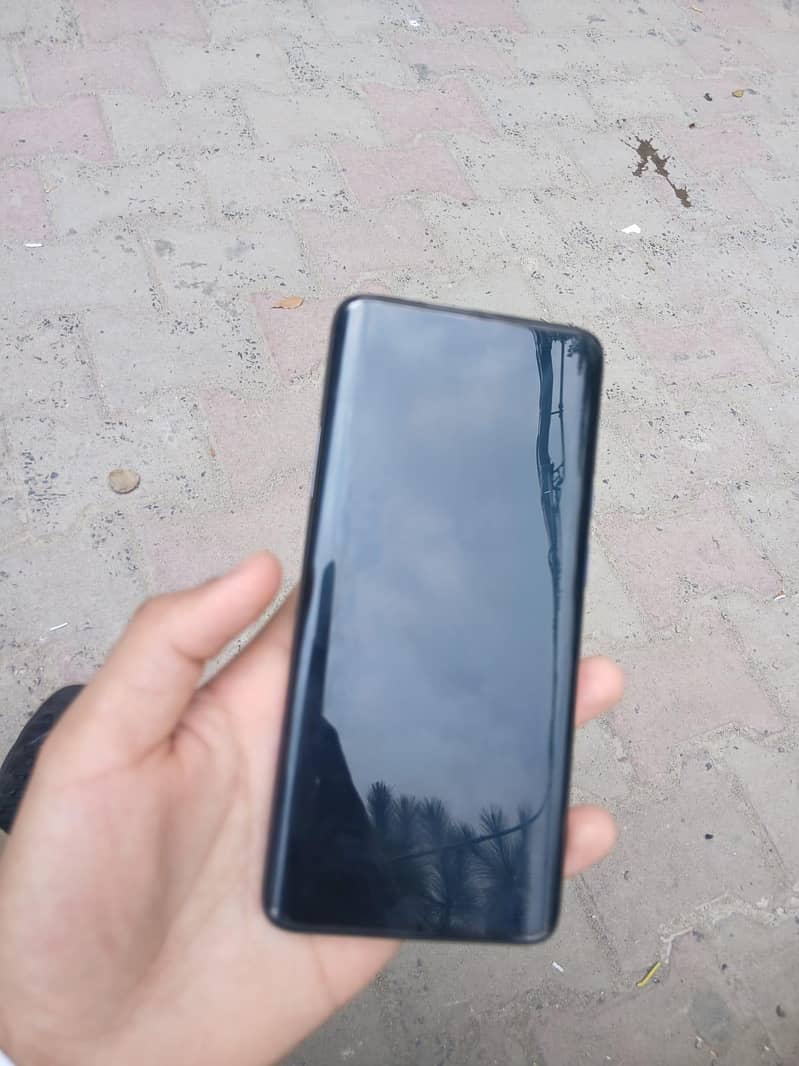One Plus 7 Pro 5