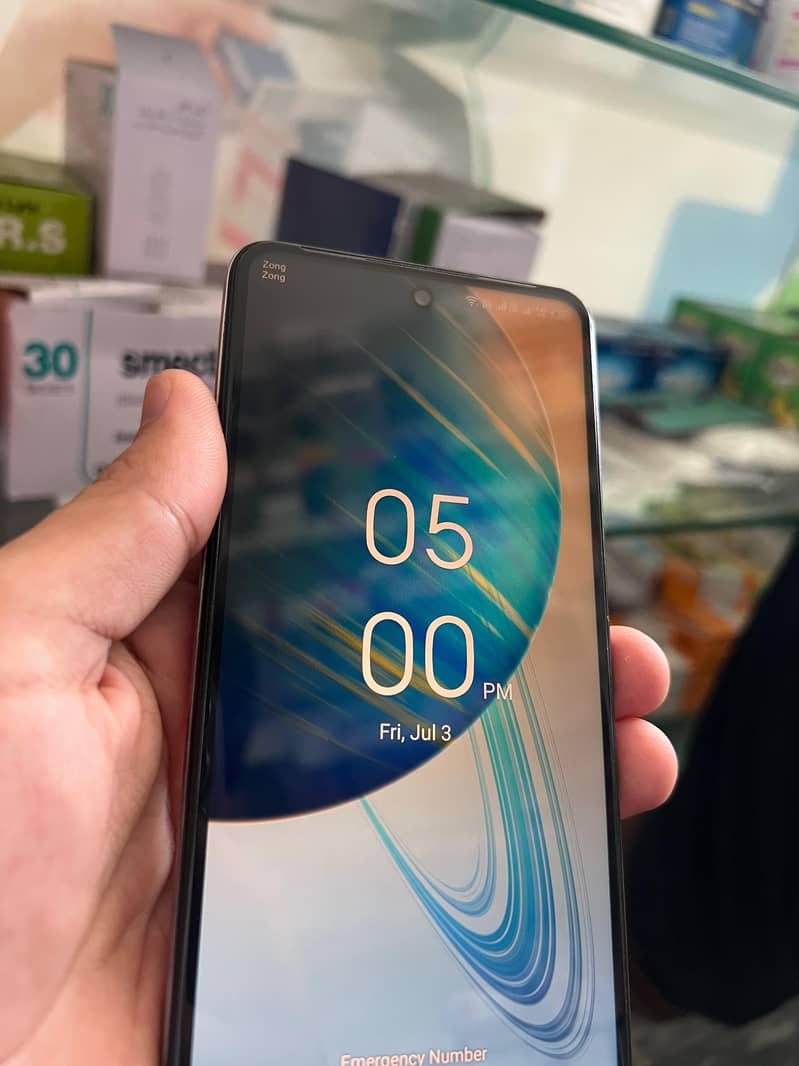 Tecno Camon 18P 1