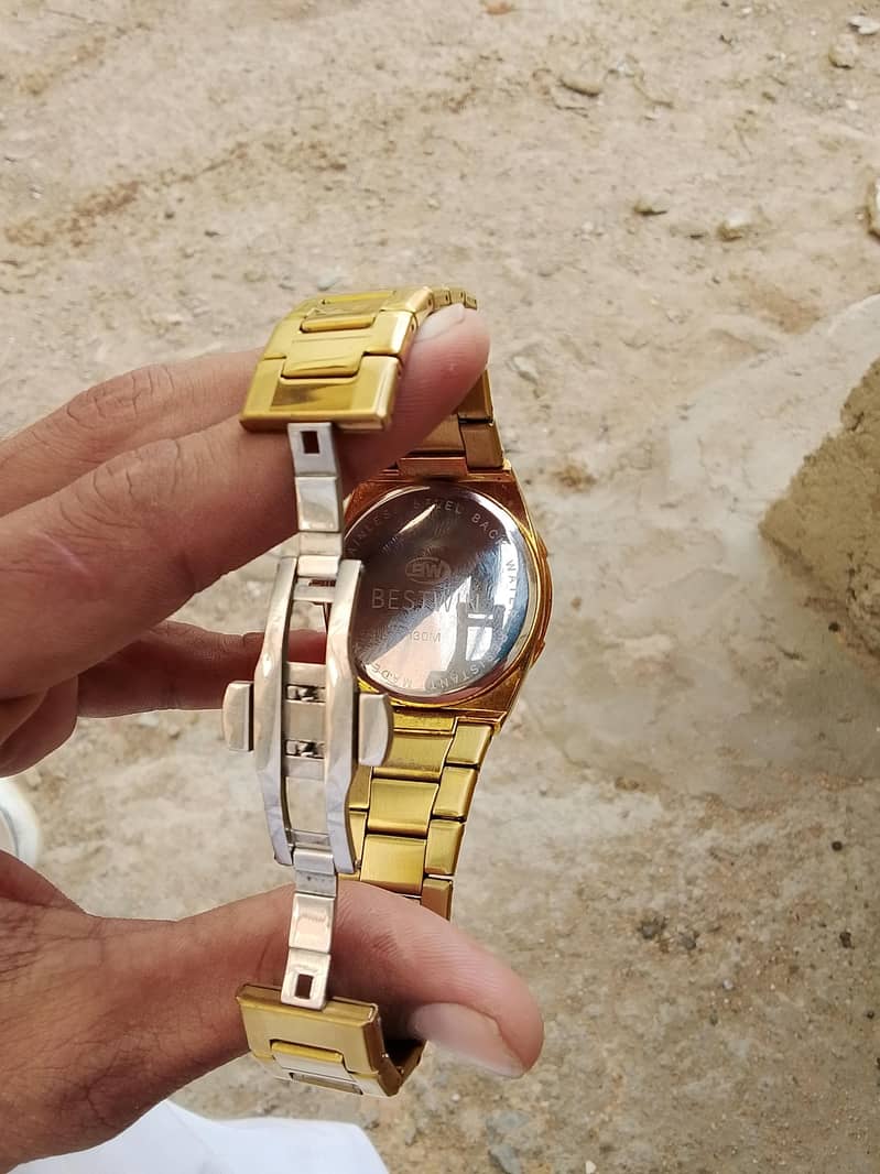 Good condition ⌚ 1
