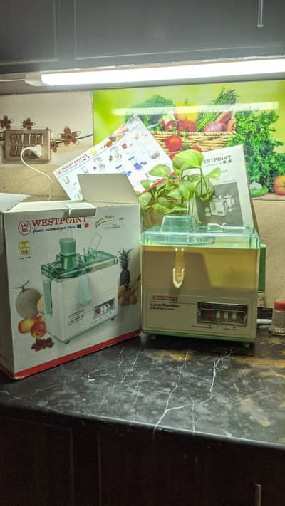 Juicer Westpoint TSK1405 Branded new condition sale