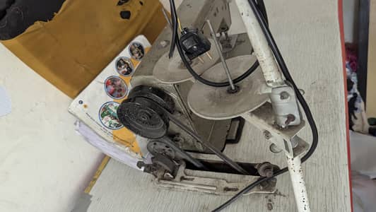 stitching machine good condition for sale