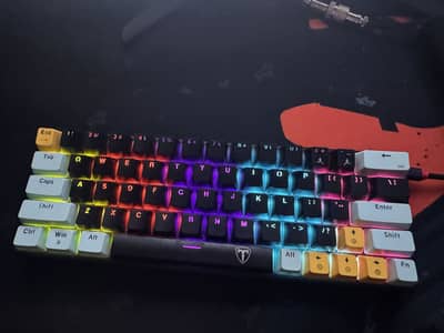FANTECH ATOM 63 Blue Switches Hot Swappable (Used)