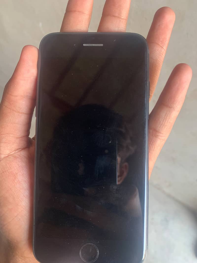 Apple iPhone SE3 1