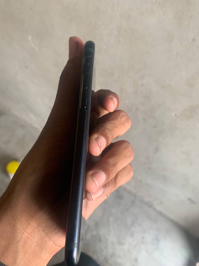 Apple iPhone SE3 2