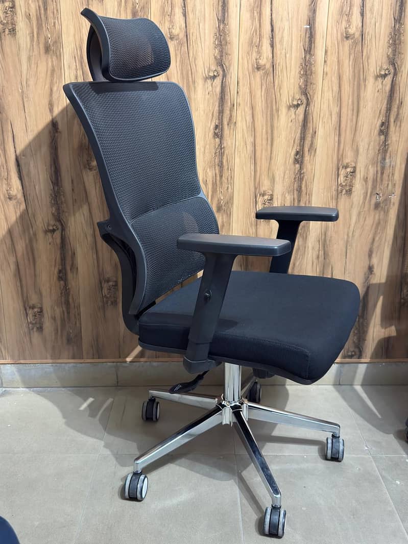 Executive/Office chairs 8