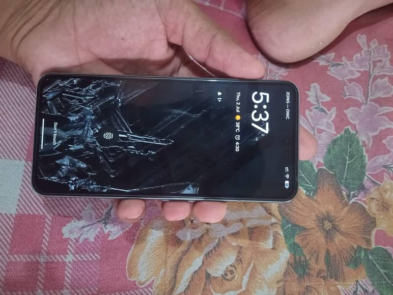 Google Pixel 8 2