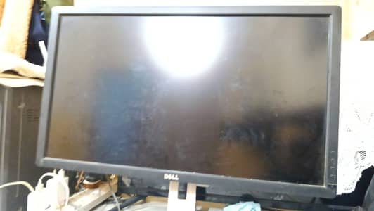 DELL 27INCH LCD FOR SALE