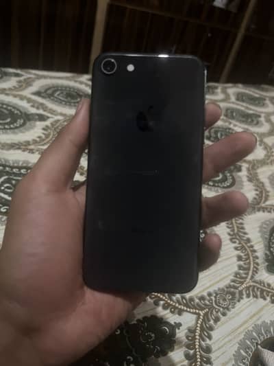 Apple iPhone 8