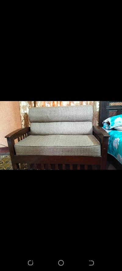 4 Seater sofa set for sale