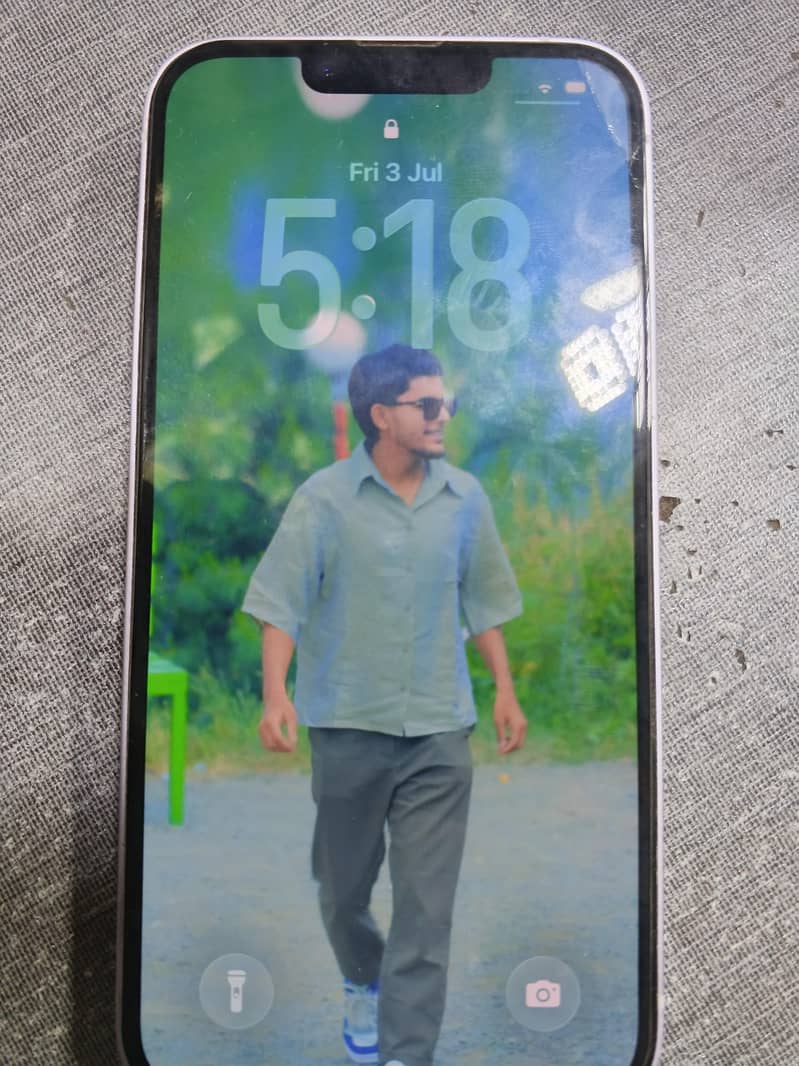 Apple iPhone 14 4