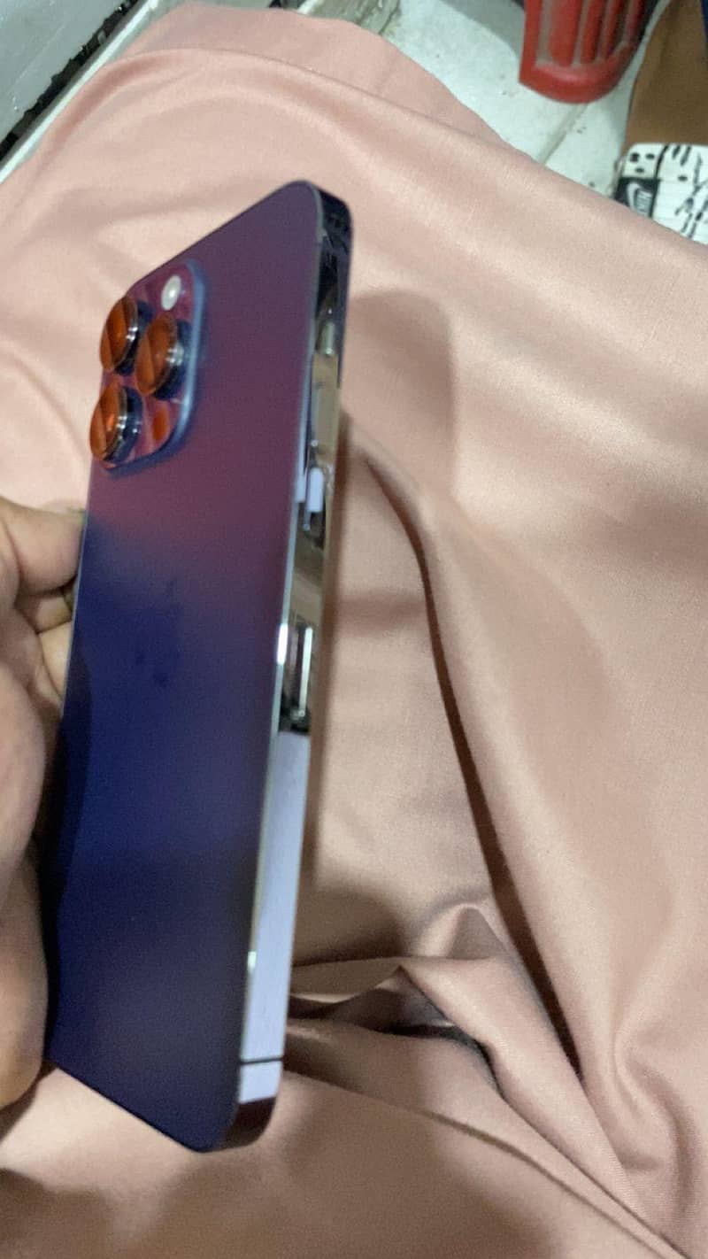 iphone 14 pro max 4