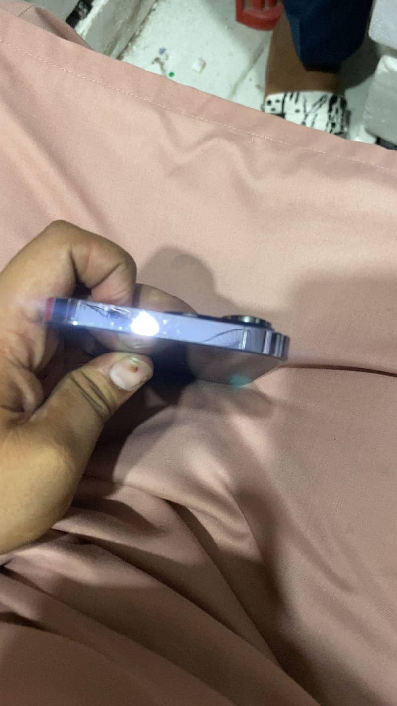 iphone 14 pro max 5
