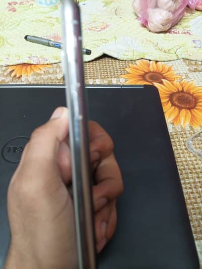 Apple iPhone X price kam ho jai ga