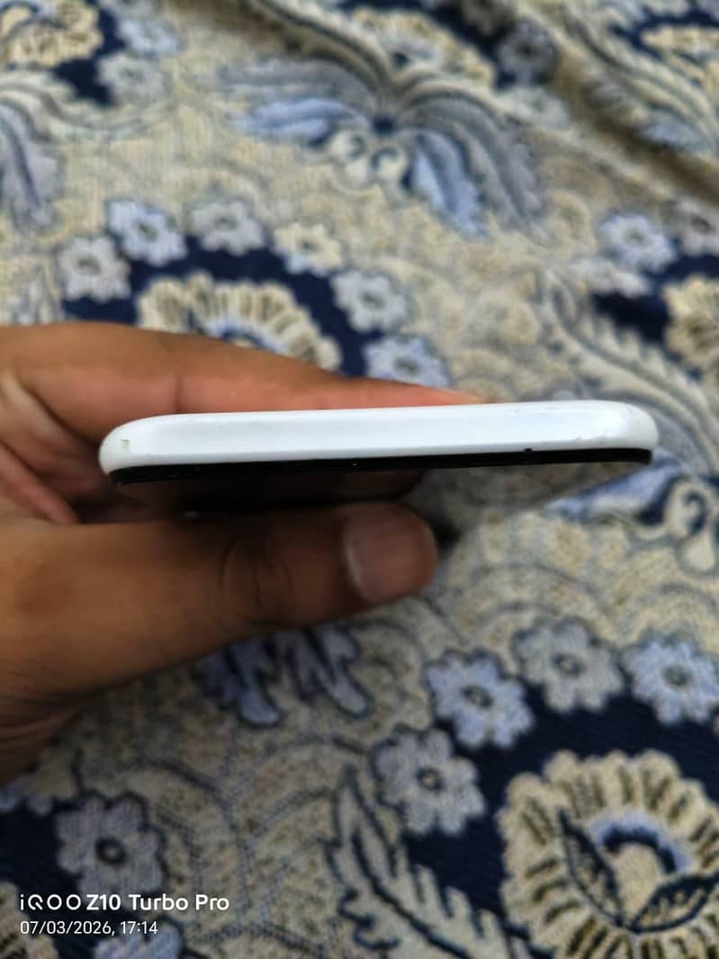 OPPO A31 4