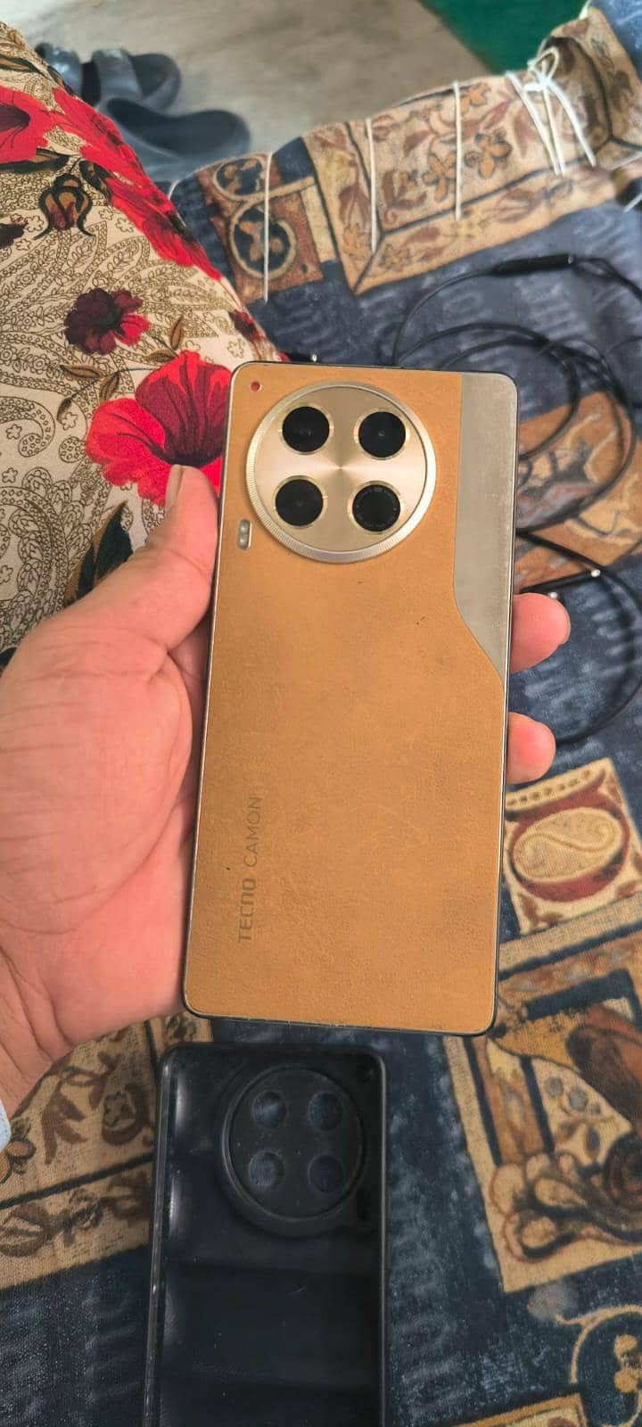 Tecno CAMON 30 3