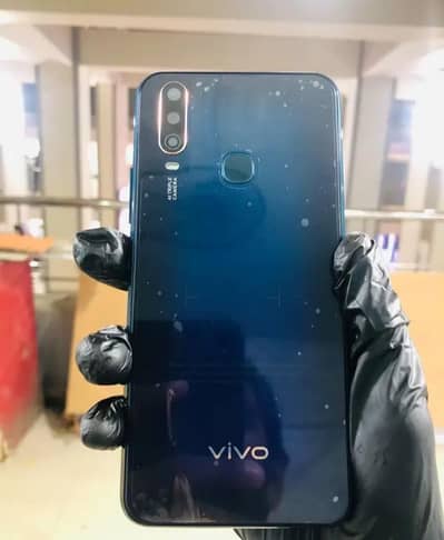 Vivo Y17