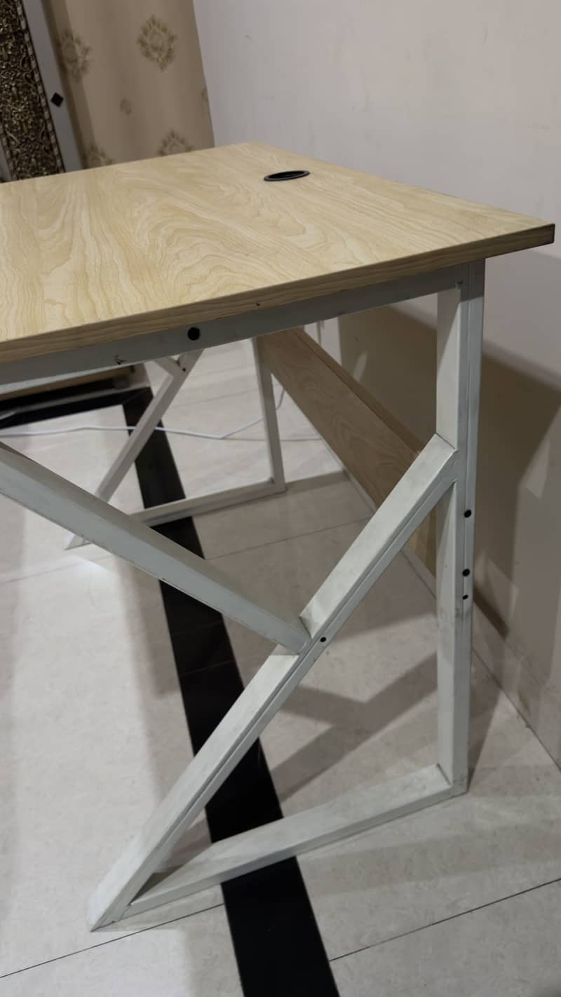 Study table / Computer Table Almost New 2