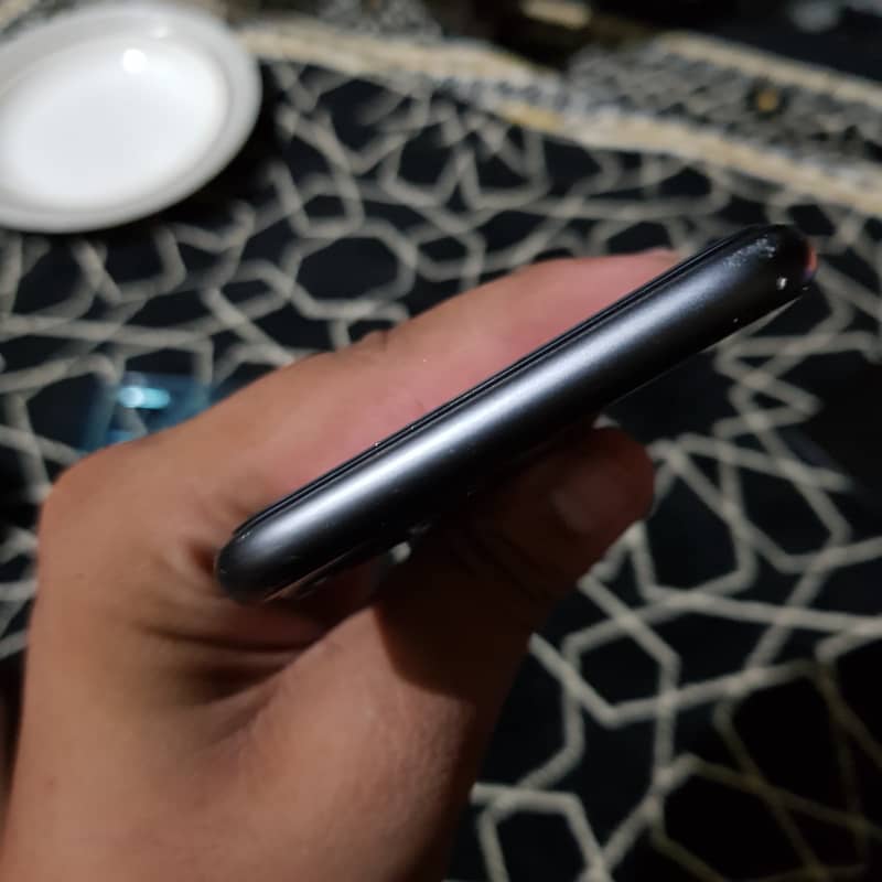 Apple iPhone 11 2