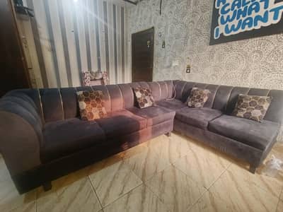 06 Seater Sofa Set , Very Less Used ,Modern Design,Velvet Wooden Sof