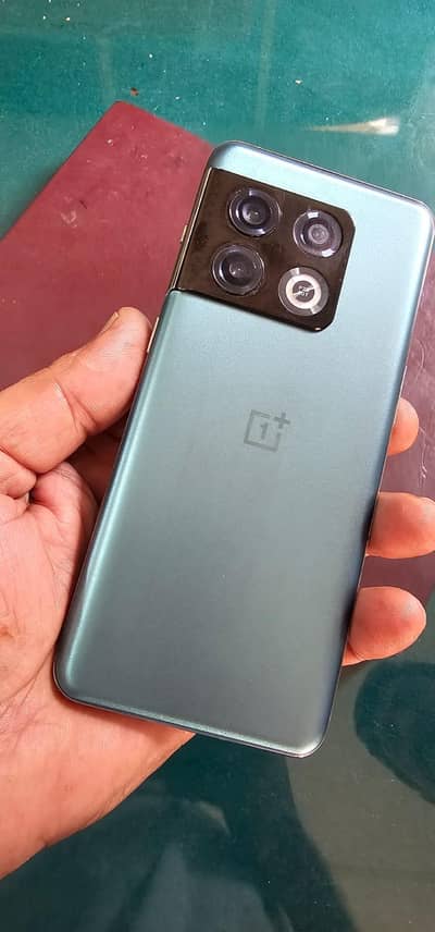 One Plus 10 Pro
