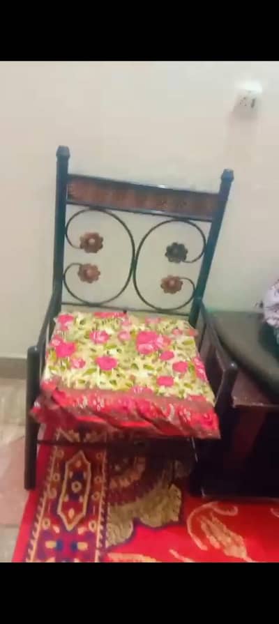 mettle sofa set in good condition