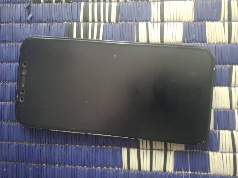Apple iPhone 12 1