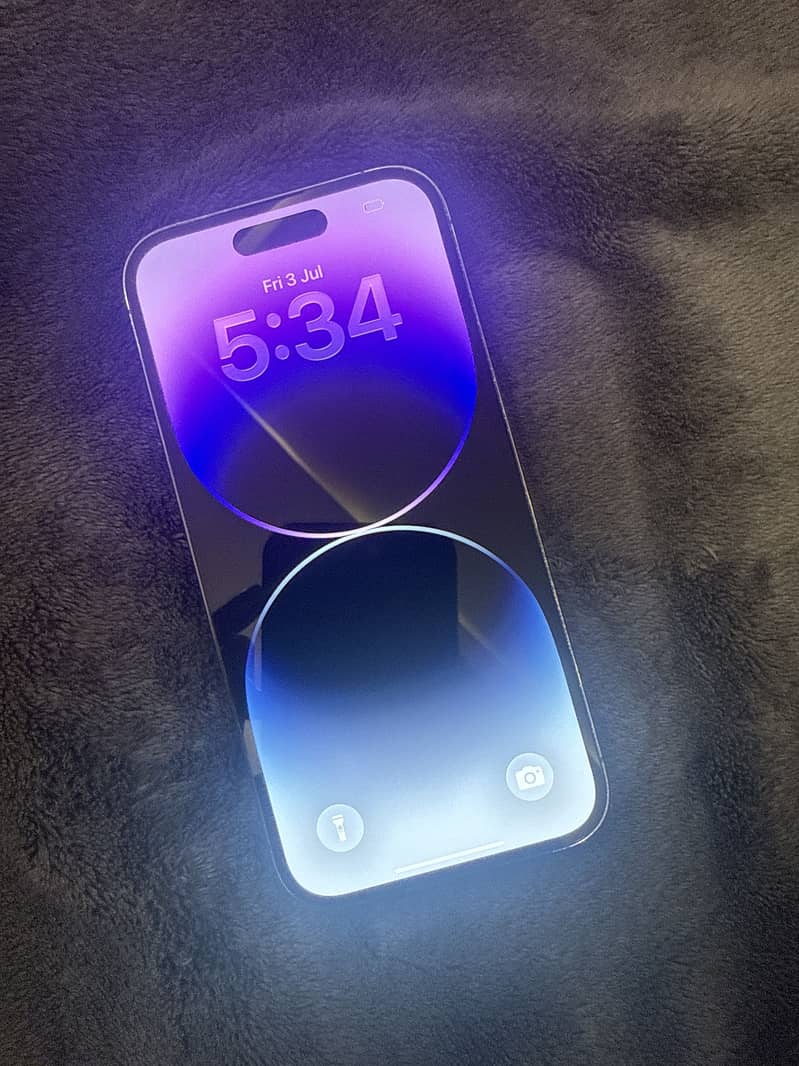 Apple iPhone 14 Pro 1