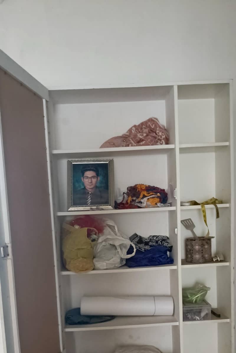wardrobe 1