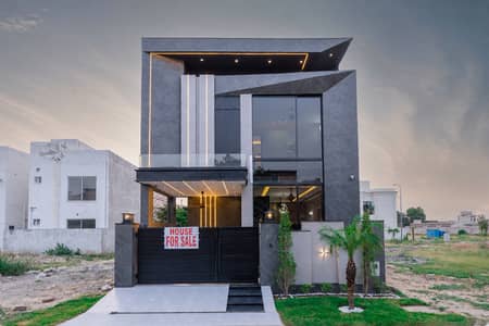 5 Marla Modern House For Sale In Bankers Avenue Cooperative Housing Society 3 Bedrooms | Prime Location