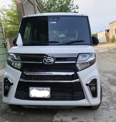 Daihatsu Tanto 2022