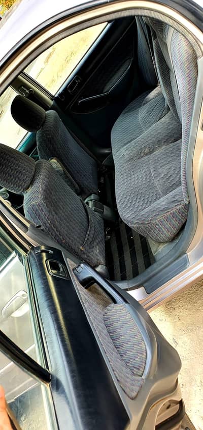 Honda Civic EXi 2001