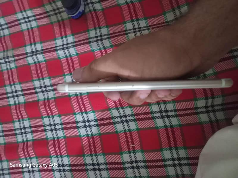 Apple iPhone 7 Plus 1