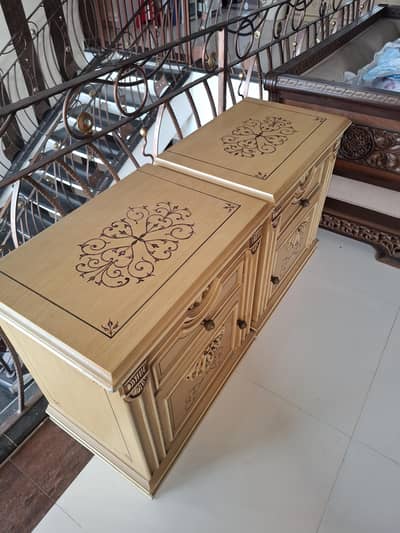 Double bed wooden
