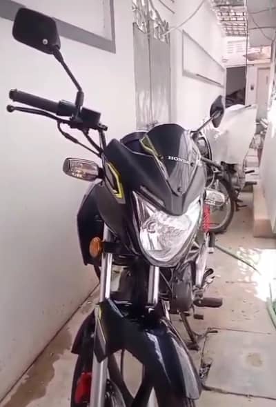 Honda CB150 F