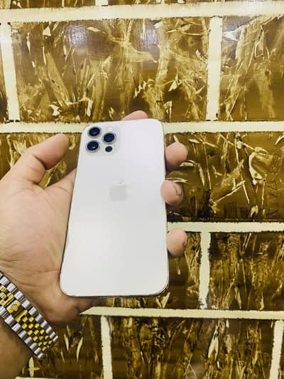 Apple iPhone 12 Pro