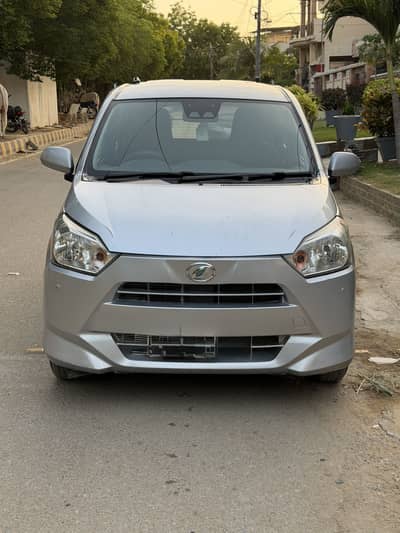 Daihatsu Mira 2017