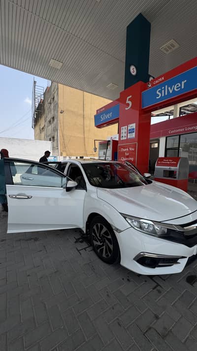 Honda Civic Oriel 2018 UG (Red Meter) | White Color |