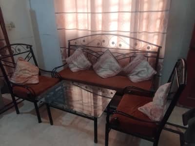 5 seater Iron sofa set with Table