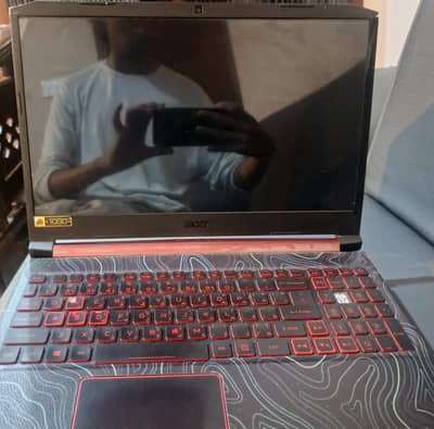 ACER nitro 5 | core i7 9th gen | gtx 1650