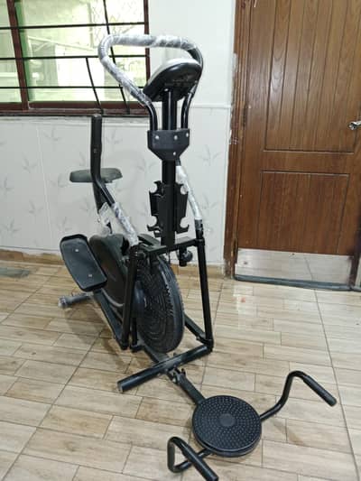 Elliptical fitness trainer