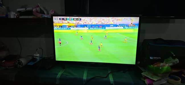 PEL 32 inch LED