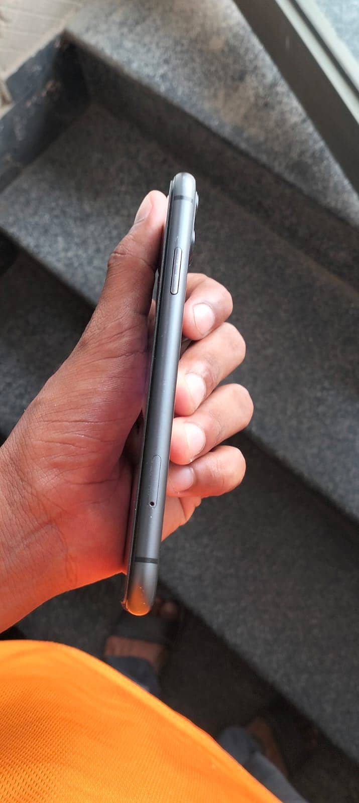 Apple iPhone 11 2