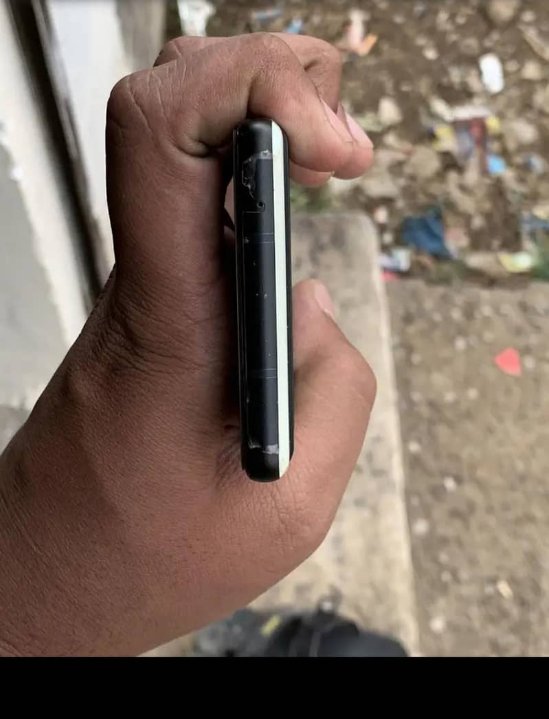 Google Pixel 6a 1