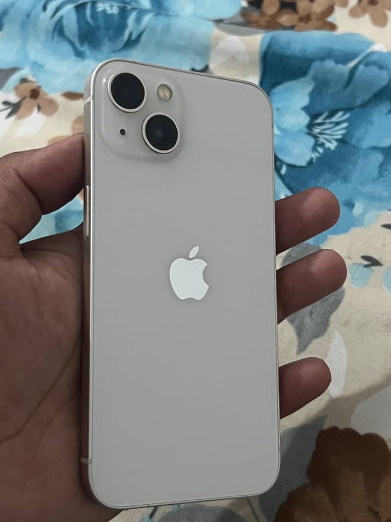 Apple iPhone 13 1