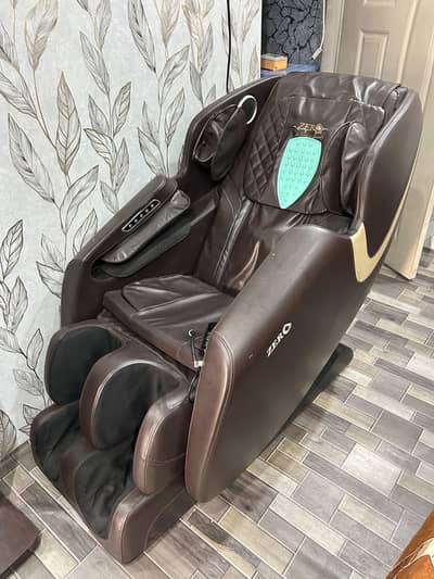 ZERO Full Body Massage Chair – Excellent Condition