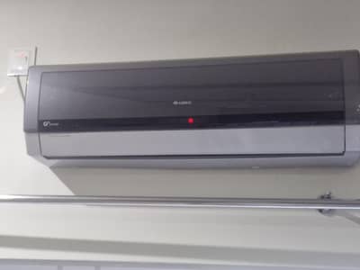 Gree AC inverter 1.5 ton heat and cool