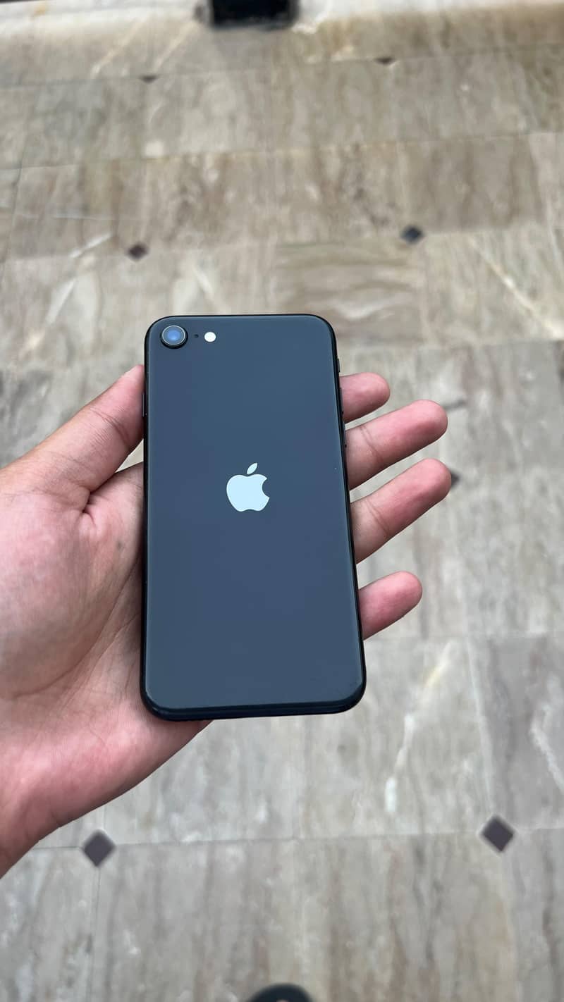 Apple iPhone SE 0