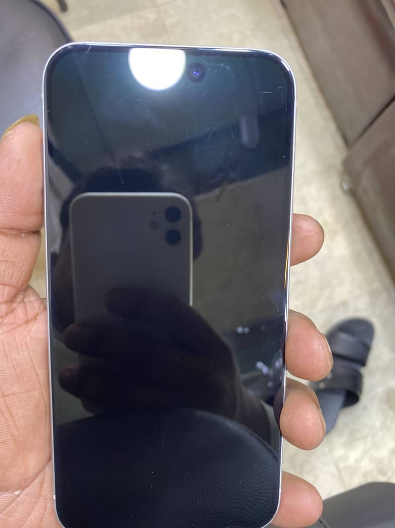 Apple iPhone 15 plus 10