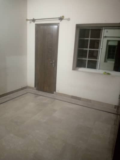 1bed top flour available for rent Ghauri town pahse 5 a